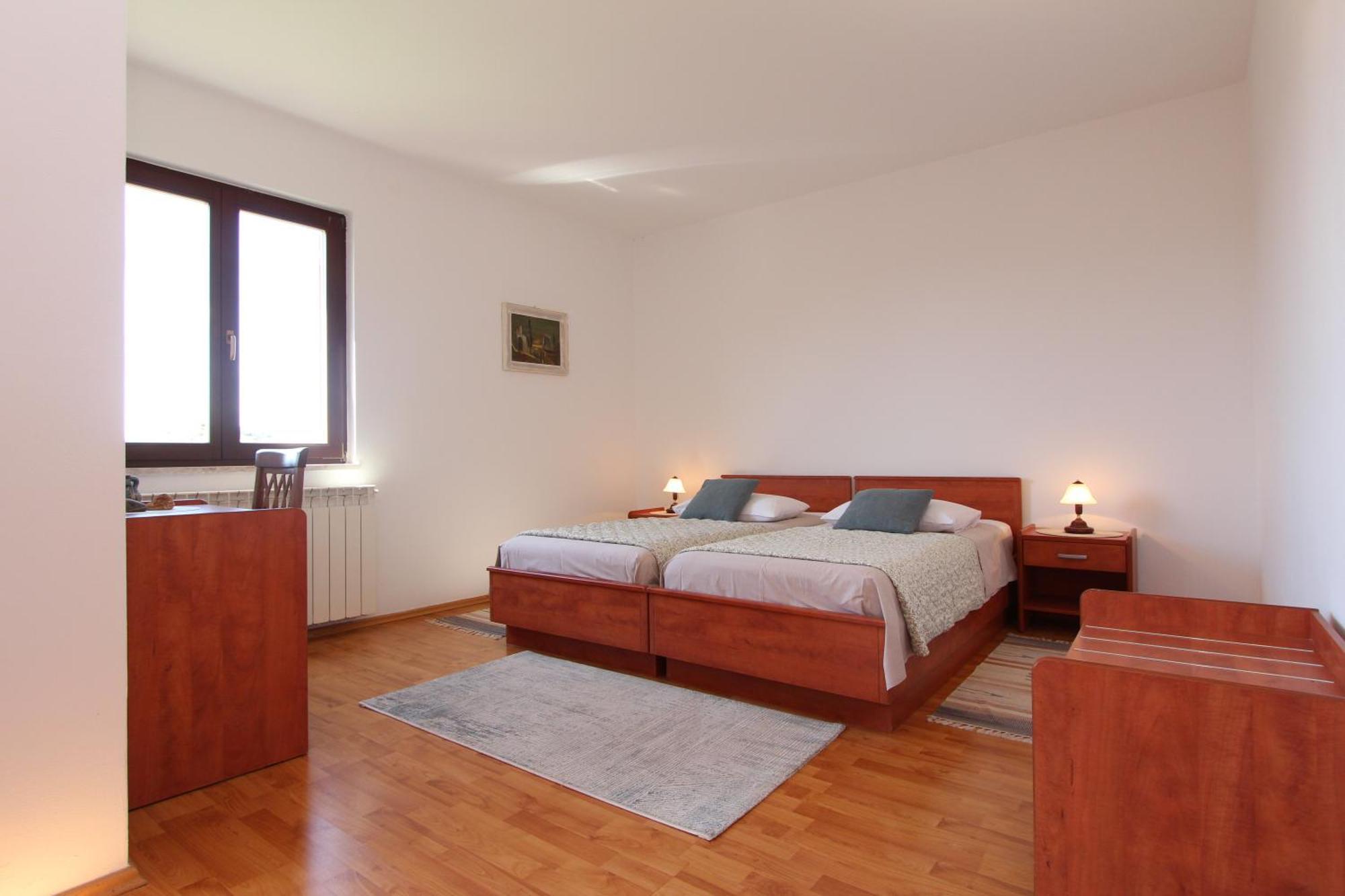 Rooms And Apartments Dino Ровинь Экстерьер фото